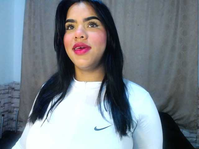 Bicky24 live cam on BongaCams
