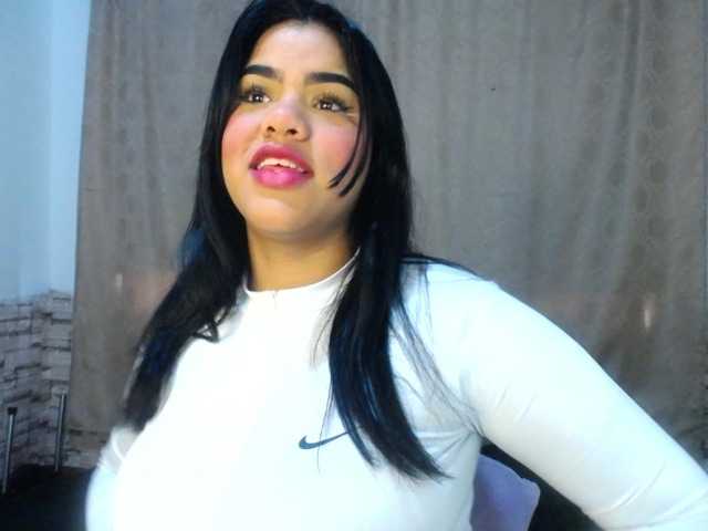 Bicky24 live cam on BongaCams