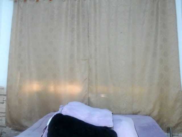 Bicky24 live cam on BongaCams