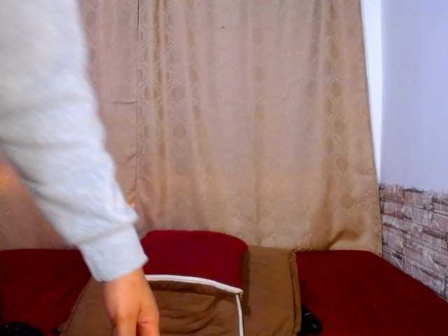 Bicky24 live cam on BongaCams