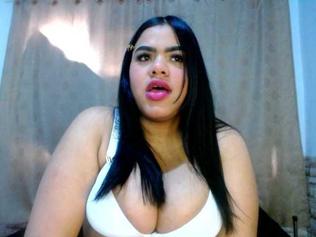 Bicky24 live cam on BongaCams