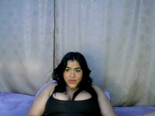 Bicky24 live cam on BongaCams