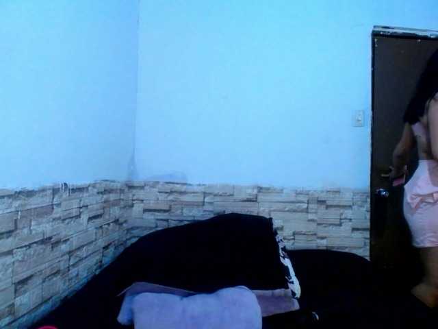 Bicky24 live cam on BongaCams