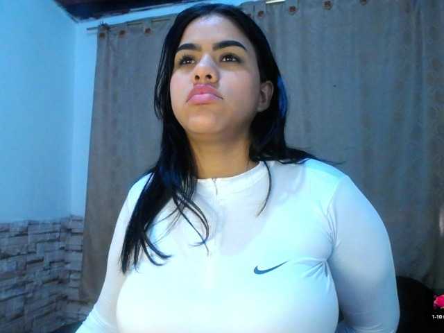 Bicky24 live cam on BongaCams