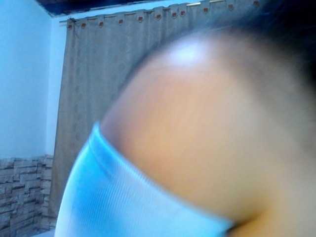 Bicky24 live cam on BongaCams
