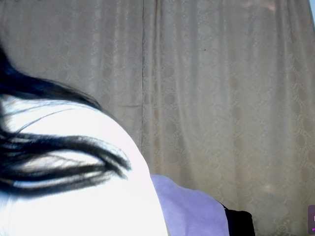 Bicky24 live cam on BongaCams