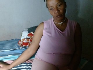 diamondboobs44dddx's Live Webcam