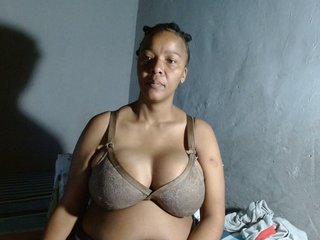 diamondboobs44dddx Porn Show