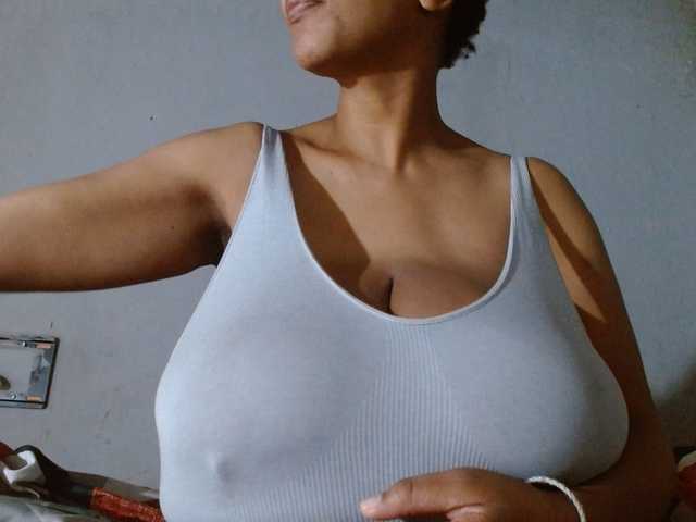 diamondboobs44dddx