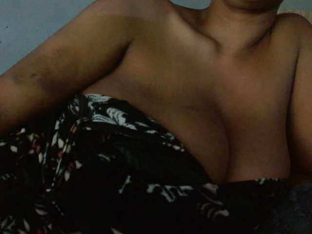 Preview of diamondboobs44dddx