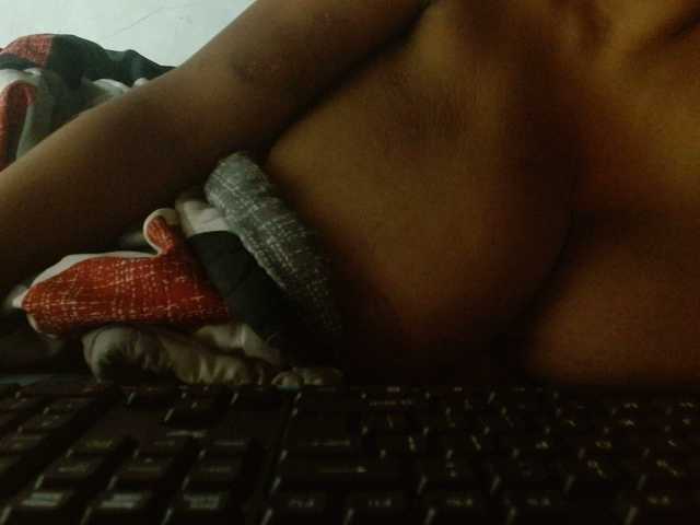 diamondboobs44dddx webcam