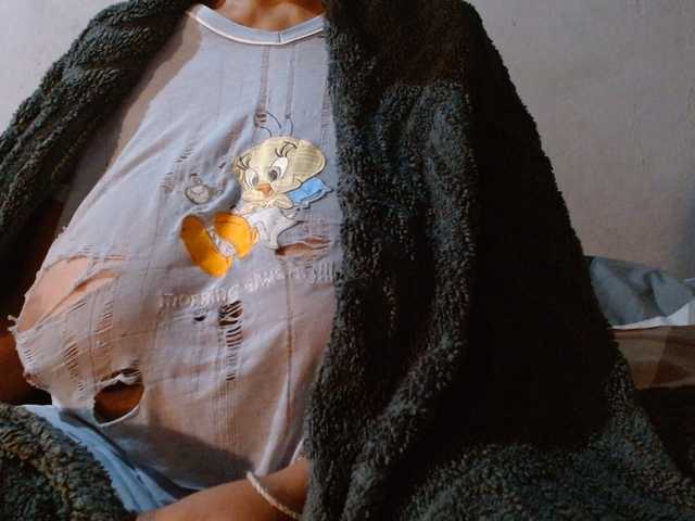 diamondboobs44dddx live cam on BongaCams