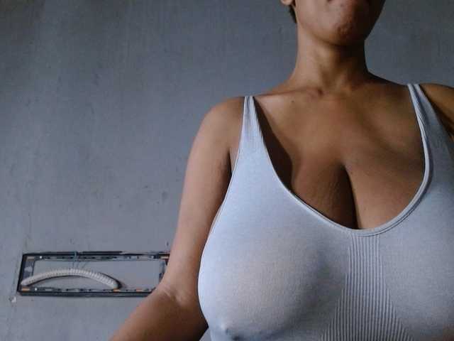diamondboobs44dddx