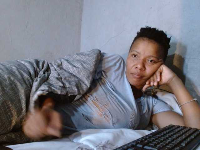 diamondboobs44dddx live cam on BongaCams