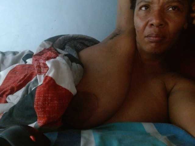 diamondboobs44dddx webcam