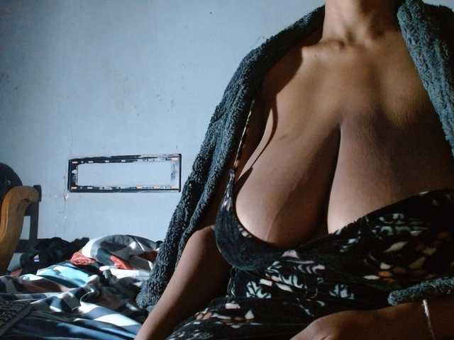 diamondboobs44dddx
