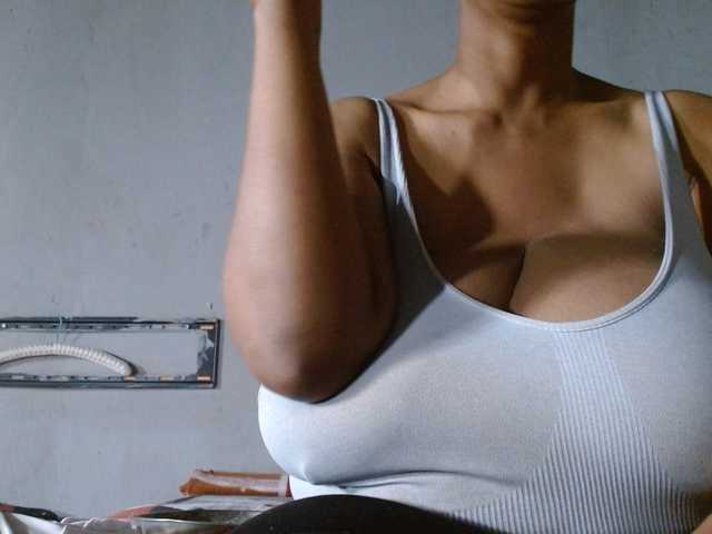 diamondboobs44dddx