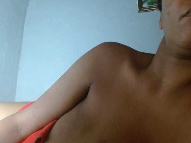 Preview of diamondboobs44dddx