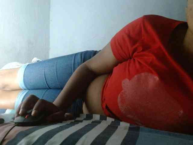 diamondboobs44dddx webcam