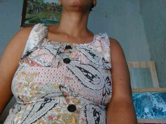 diamondboobs44dddx webcam