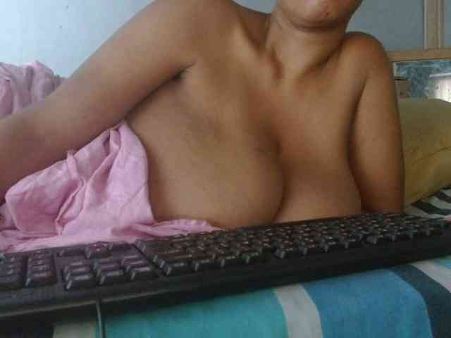 diamondboobs44dddx webcam