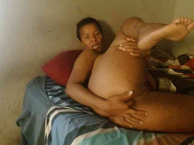 diamondboobs44dddx webcam