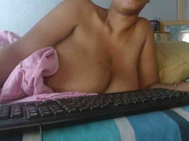 diamondboobs44dddx webcam