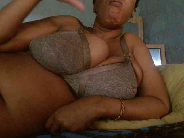 diamondboobs44dddx