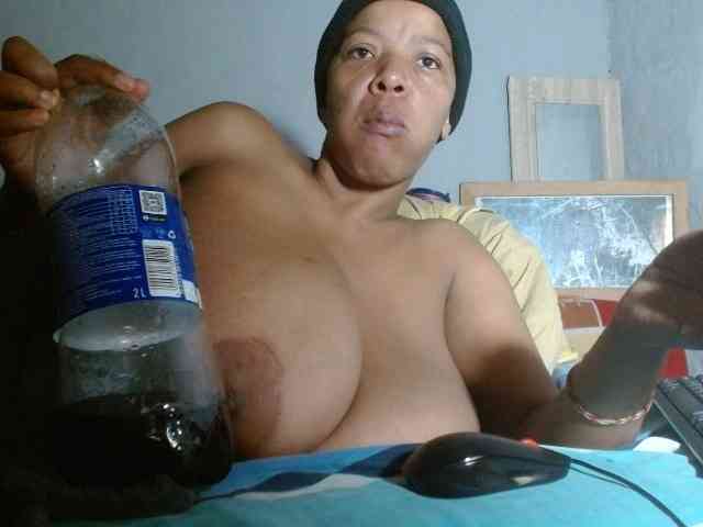 diamondboobs44dddx webcam