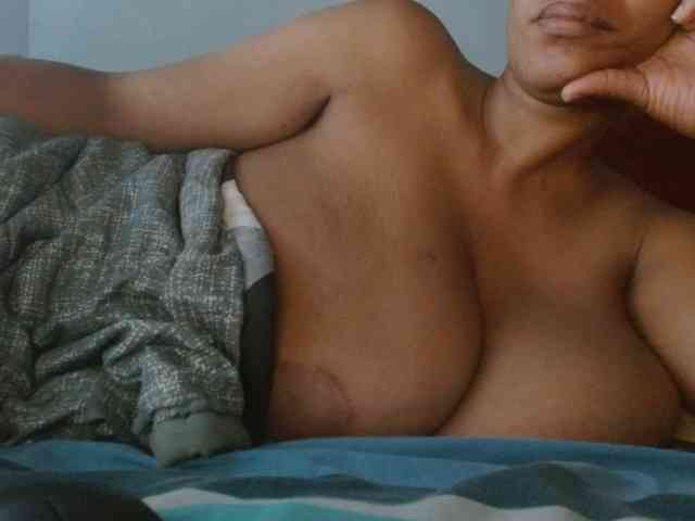 diamondboobs44dddx webcam