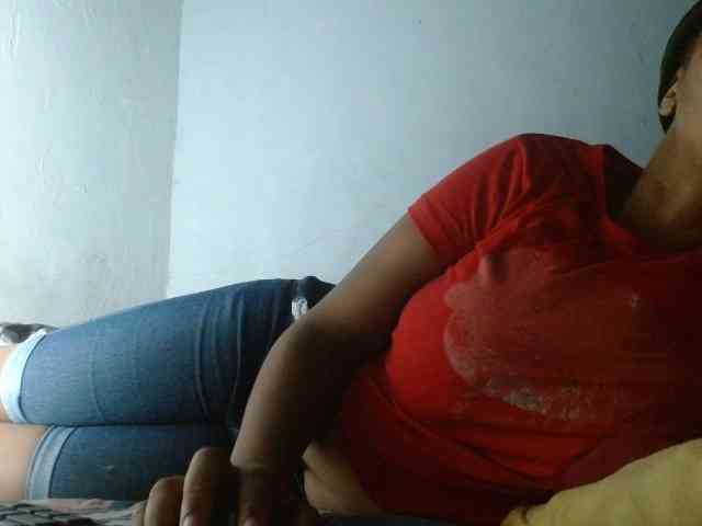 diamondboobs44dddx webcam