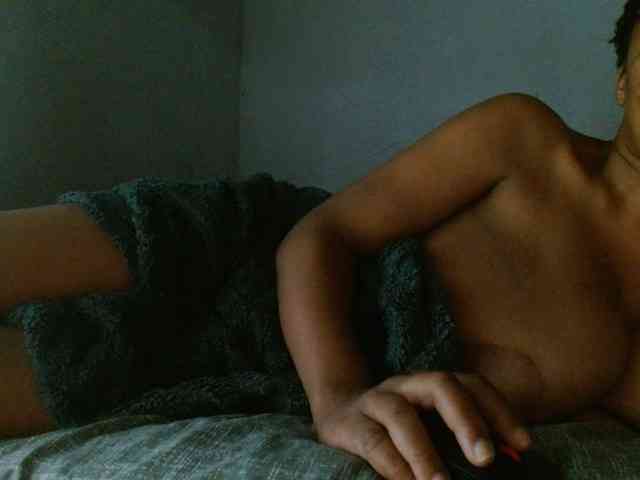 diamondboobs44dddx webcam