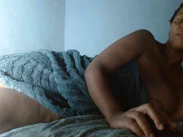 diamondboobs44dddx webcam