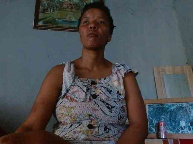 diamondboobs44dddx webcam