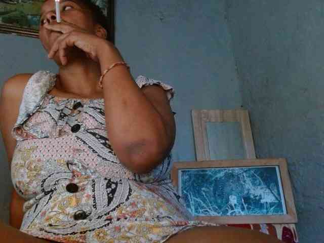 diamondboobs44dddx webcam