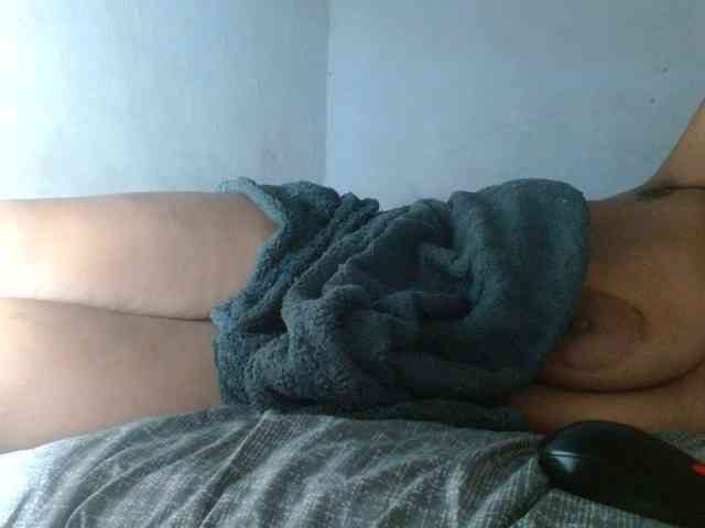 diamondboobs44dddx webcam