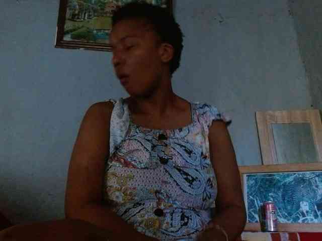 diamondboobs44dddx webcam