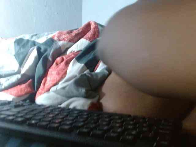 diamondboobs44dddx webcam