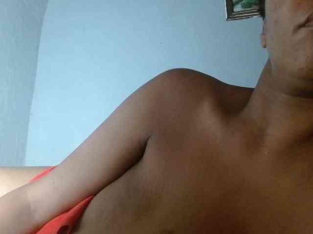 diamondboobs44dddx webcam