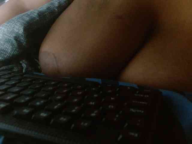 diamondboobs44dddx webcam