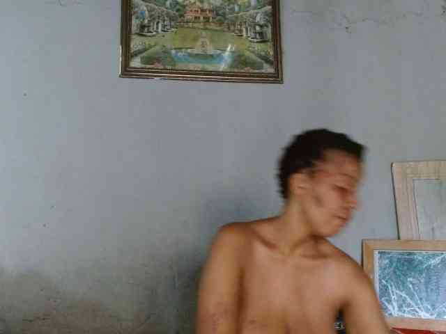 diamondboobs44dddx webcam