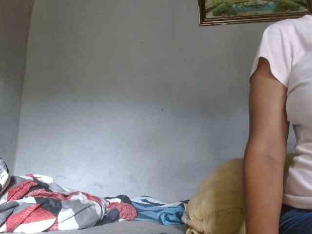 diamondboobs44dddx webcam