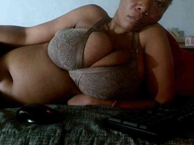 diamondboobs44dddx