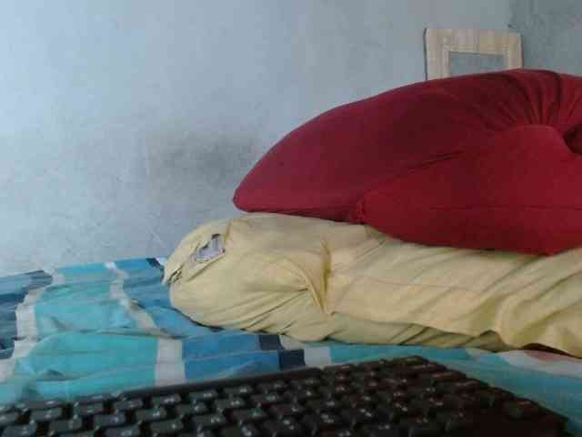 diamondboobs44dddx webcam