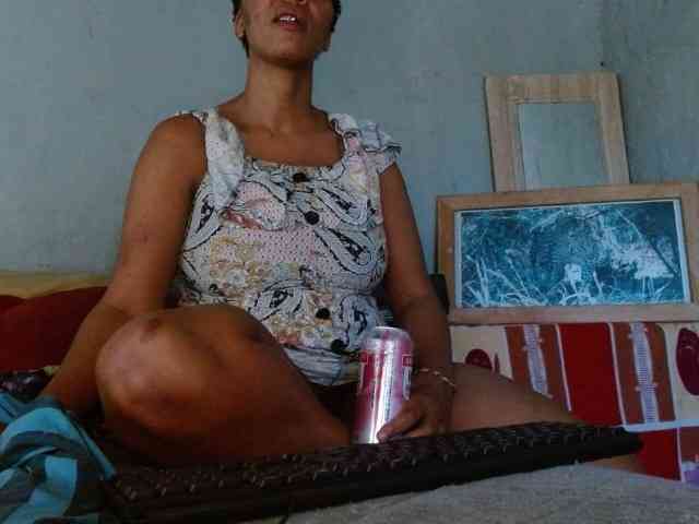 diamondboobs44dddx webcam