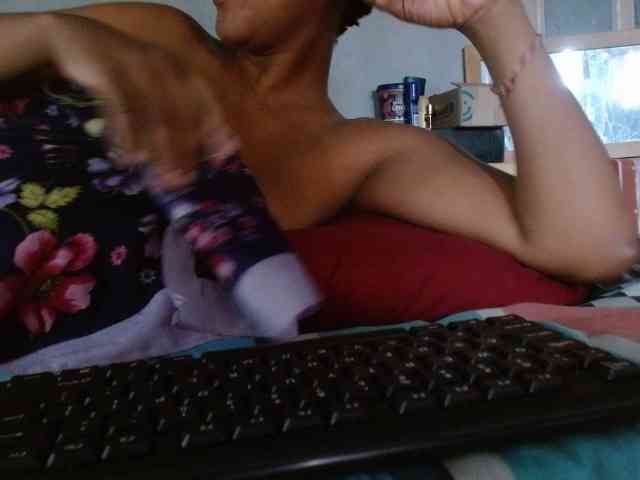 diamondboobs44dddx webcam