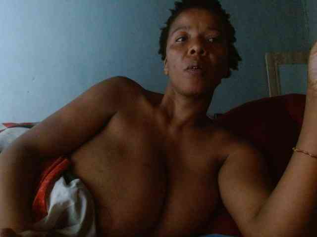 diamondboobs44dddx webcam