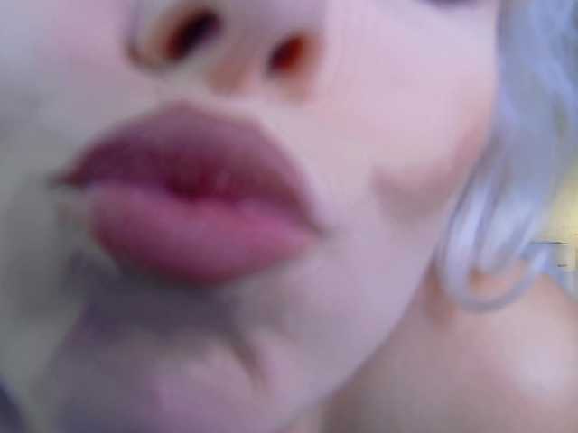 JeniferS live cam on BongaCams