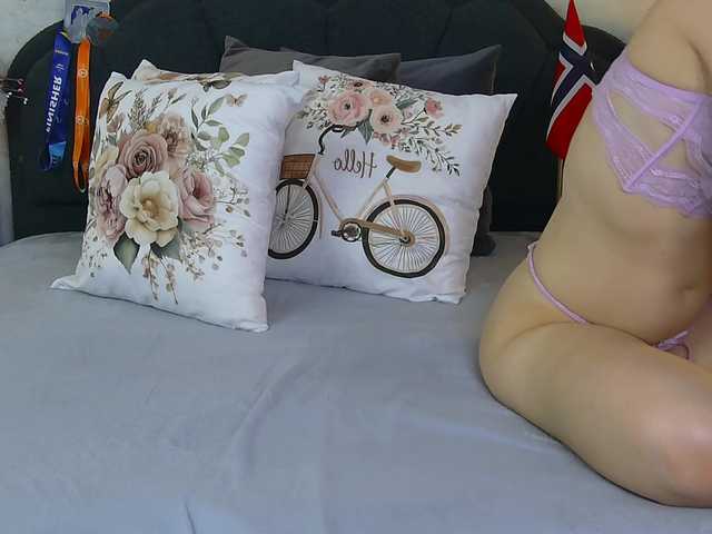 JeniferS live cam on BongaCams