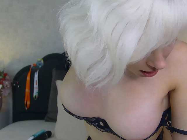 JeniferS live cam on BongaCams